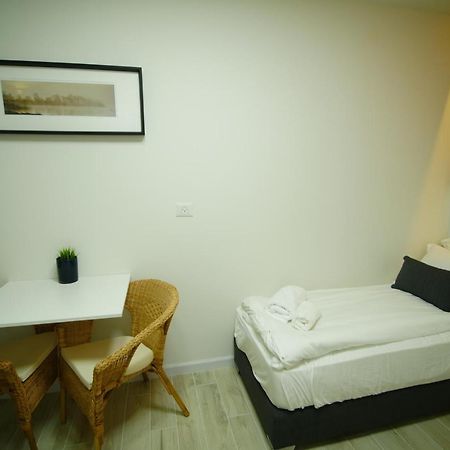 Exclusive Guest Room Bene Beraq Eksteriør bilde