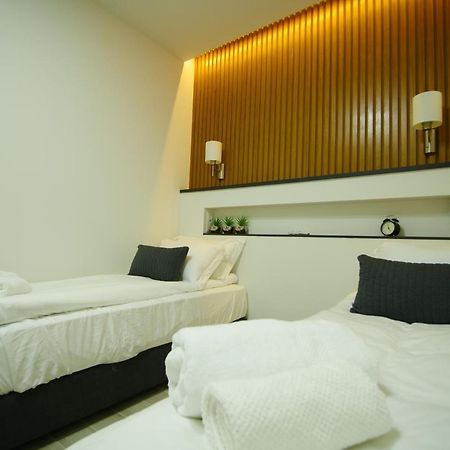 Exclusive Guest Room Bene Beraq Eksteriør bilde